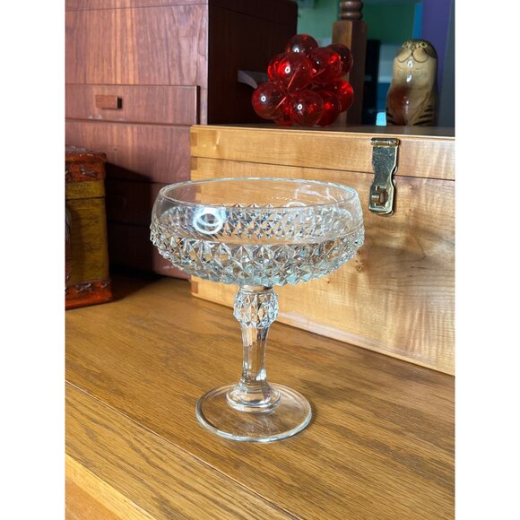 Anchor Hocking Diamond Pointe Compote/Trinket/Candy Dish 7.25" tall 6" in dia. - Picture 9 of 10